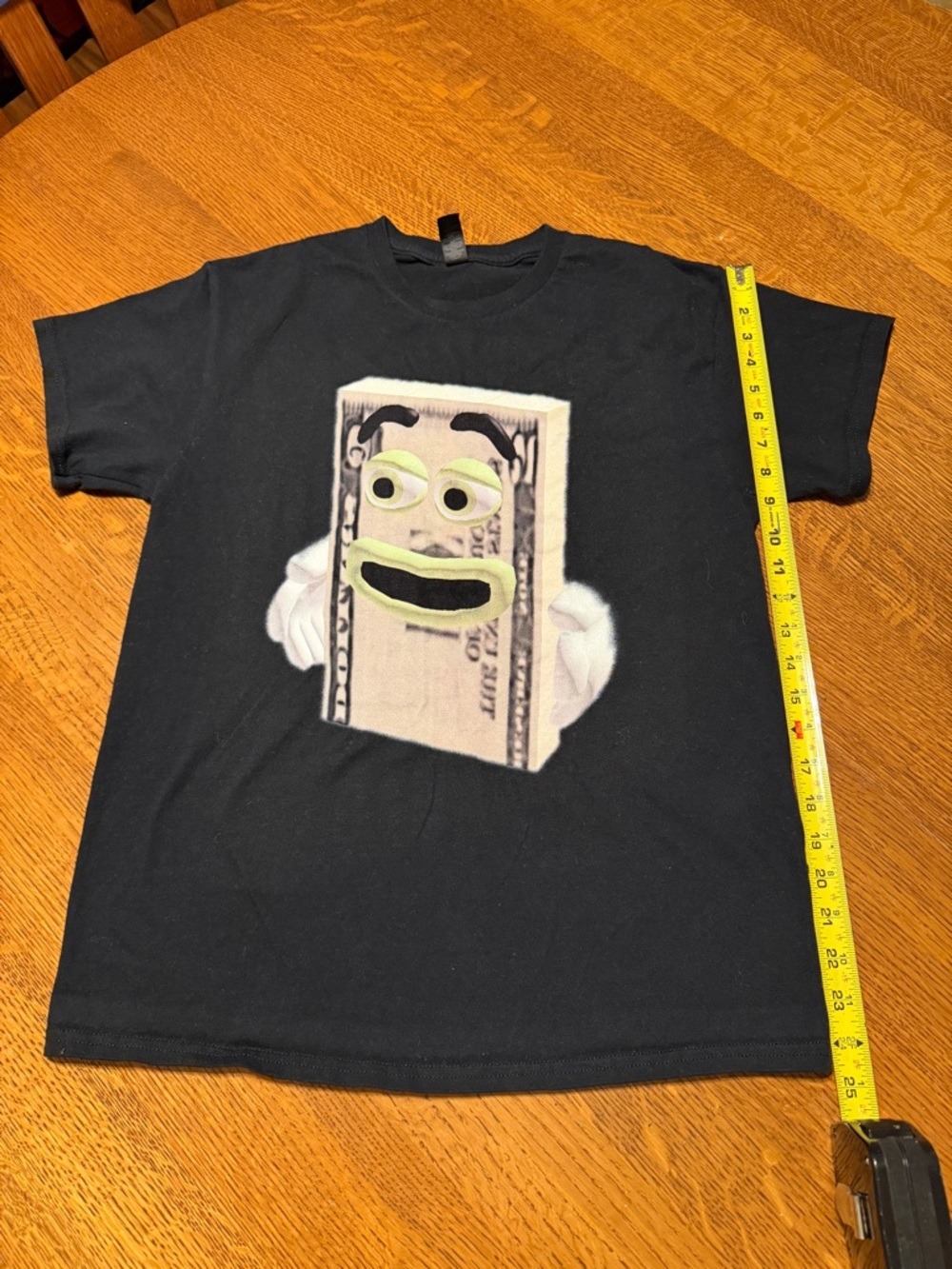 Black Heavy Cotton Crewneck Graphic Tee, size M